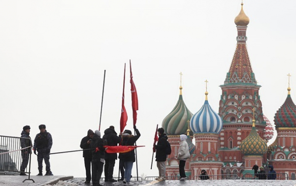 Дефицит бюджета России превысил годовой план