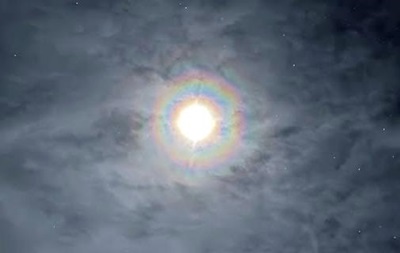 Украинские полярники увидели венец вокруг Луны Украинские полярники увидели венец вокруг Луны