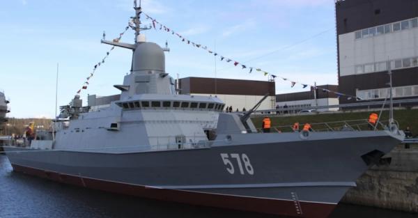 Зеленський заявив про ураження носія ракет у порту Ленінградської області 