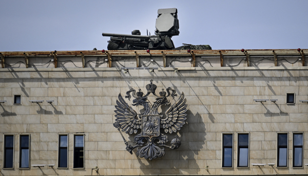 Росія боїться 9 травня: паради відмінили у половині регіонів, інтернет відключать навіть на Камчатці 