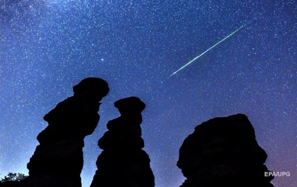 К Земле приближается "рождественская комета"