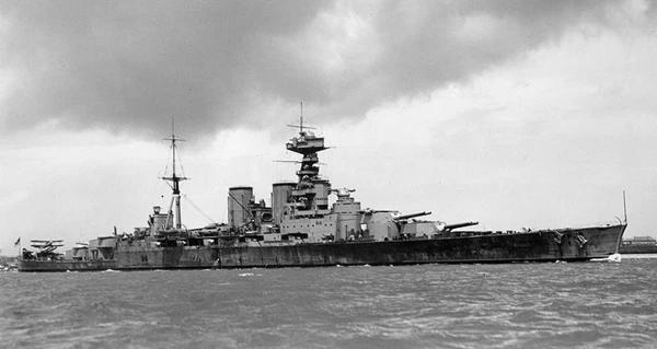 Китай поднимет со дна затопленные в 1941 году военные корабли Британии ради металла  