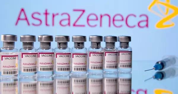 AstraZeneca заявила, что третья доза ее вакцины серьезно усиливает иммунитет к штамму Омикрон - 