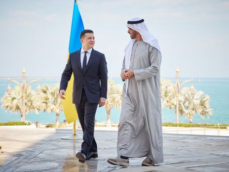 Зеленский подписал в ОАЭ меморандумы и контракты на $3 млрд. Они коснутся приватизации госсобственности в Украине, обороны и аграрной сферы