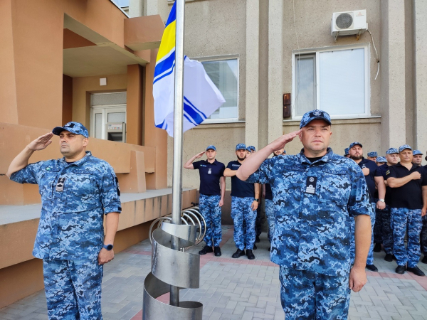 В Измаиле подняли флаг Военно-морских Сил Украины (видео)