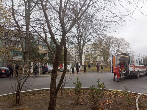 В Измаиле пожарные спасли и горящей квартиры бабушку