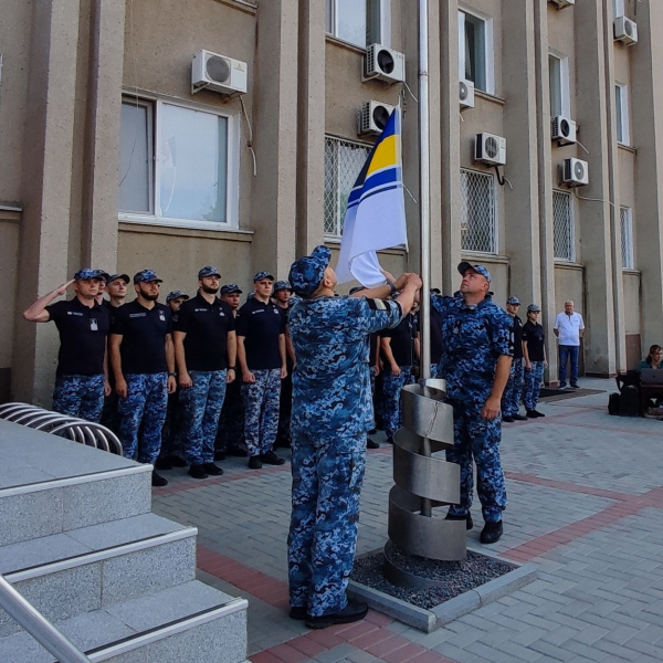 В Измаиле подняли флаг Военно-морских Сил Украины (видео)