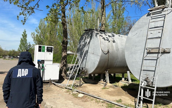 Эксперт объяснил, как убрать фальсификат с рынка топлива в УкраинеМнение